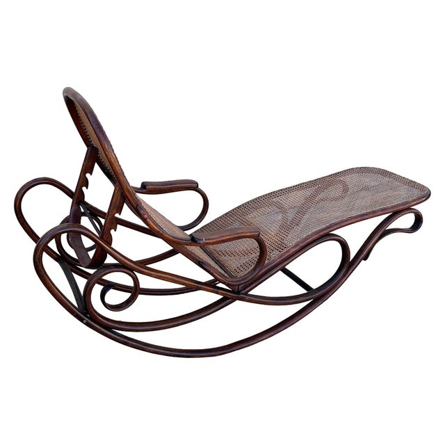 Late 19th Century Vienna Secession Bent Oak & Cane Chaise Lounge Rocker No.7500 Attributed to Gebrüder Thonet For Sale - Image 4 of 6