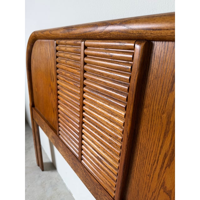 1970s 1970s Mid-Century Modern Queen Size Wood Headboard For Sale - Image 5 of 12
