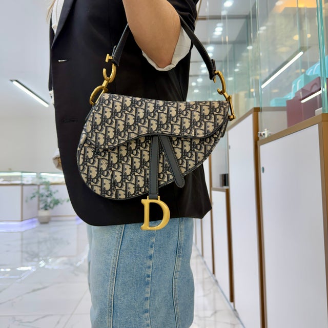 Christian Dior Oblique Saddle Navy Beige Canvas Shoulder Tote Bag For Sale - Image 11 of 11