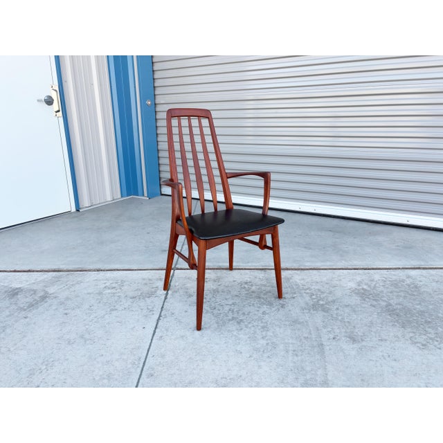 1960s Danish Modern Teak Extendable Dining Set For Sale - Image 17 of 17