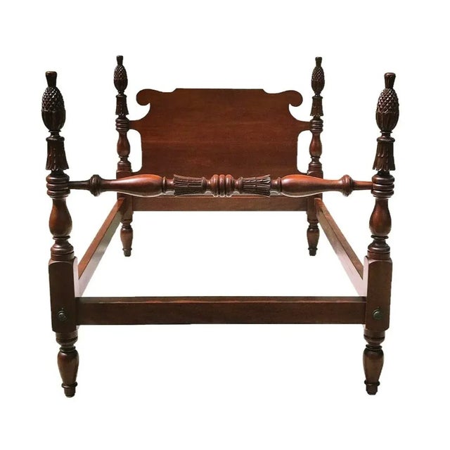 We're proud to offer for sale this great late 19th / early 20th century antique Sheraton style pineapple carved mahogany...