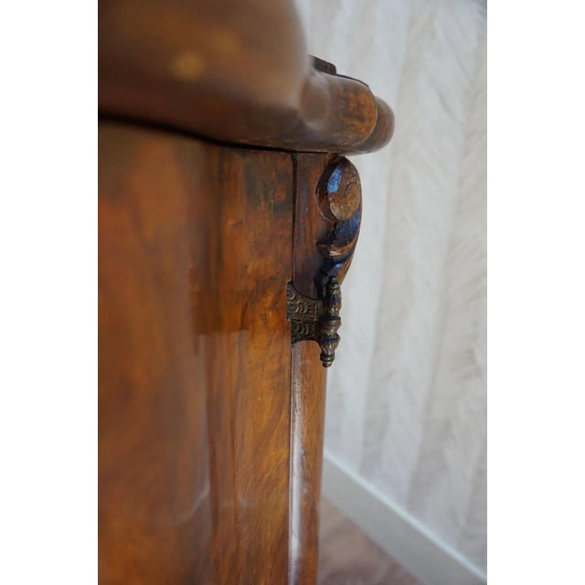 Italian Baroque Rococo Walnut Burl Nightstand, 1850s For Sale - Image 10 of 17