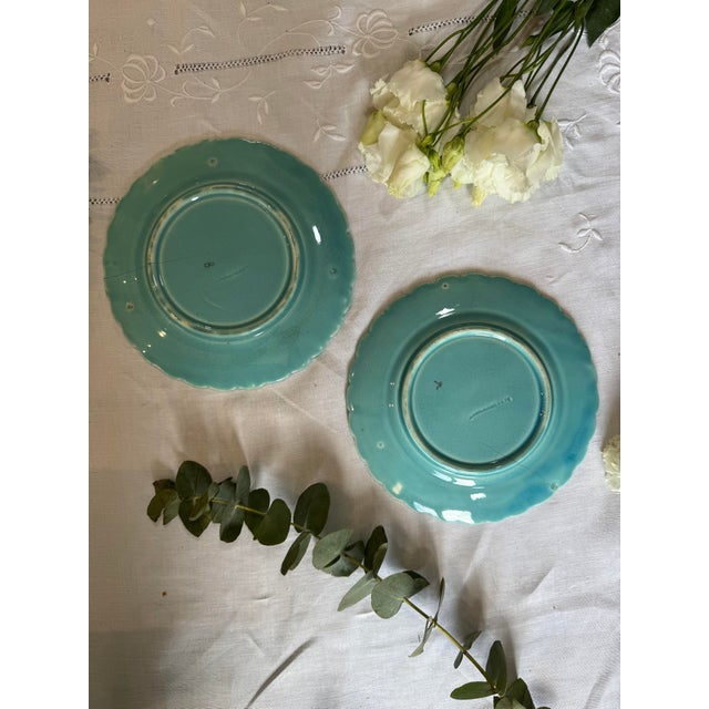 Vintage Bird-Shaped Earthenware Plates, Set of 2 For Sale - Image 3 of 5