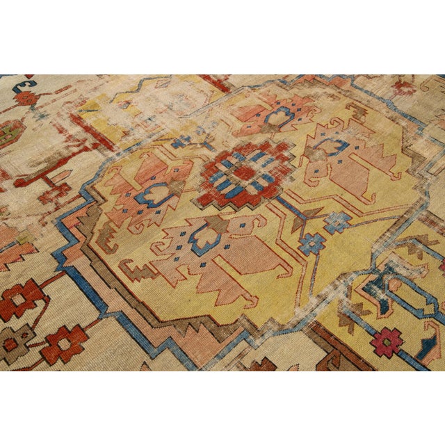 Persian 1890s Multicolor Antique Wool Rug Persian Serapi Featuring a Medallion Design For Sale - Image 3 of 10