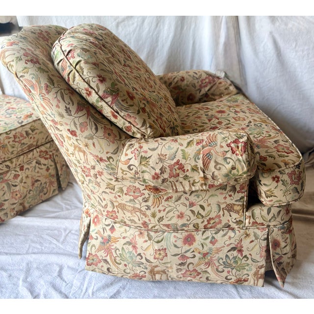 Ethan Allen Vintage Ethan Allen Tapestry Club Chair and Matching Ottoman For Sale - Image 4 of 12