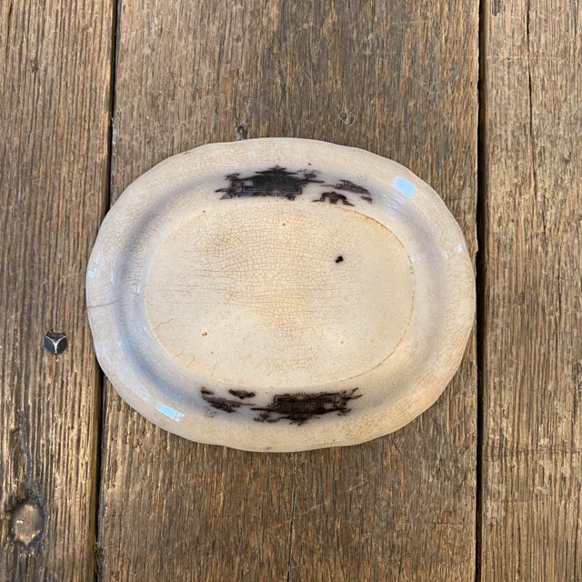 Mid 19th Century British Ironstone 19th Century Soap or Butter Dish Black and White Podmore, Walker & Co. For Sale - Image 5 of 6