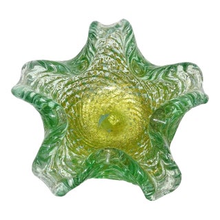 Vintage Barovier Toso Murano Green Bubbles Gold Flecks Italian Art Glass Flower Star Shape Bowl For Sale