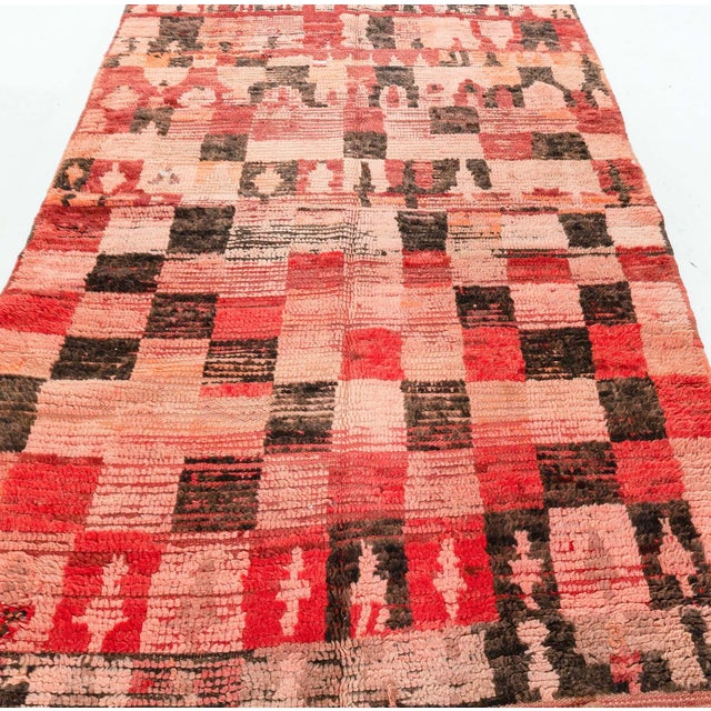 Midcentury Moroccan Rug Size: 5'2" × 10'6" (157 × 320 cm) This striking vintage Moroccan rug is a masterclass in bold,...