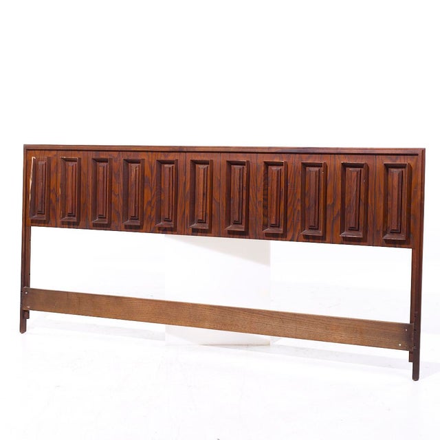 Dillingham Dillingham Mid Century Pecky Cypress King Headboard For Sale - Image 4 of 5