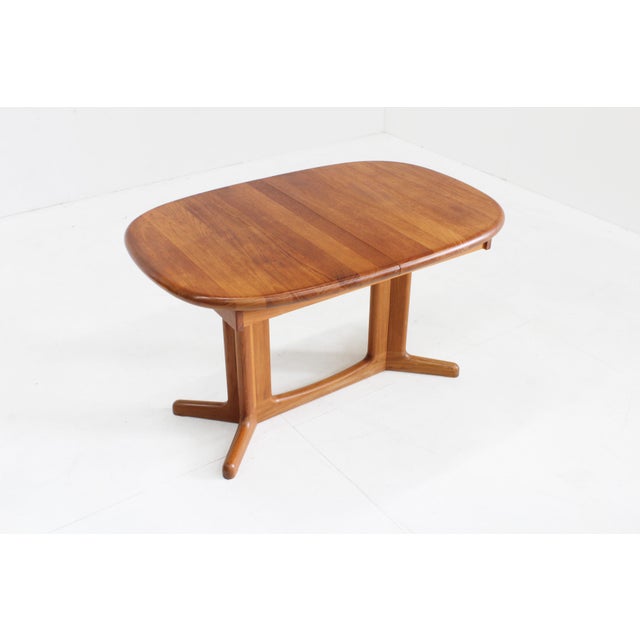 Wood Vintage Danish Oval Extendable Dining Table in Teak, 1960s For Sale - Image 7 of 9