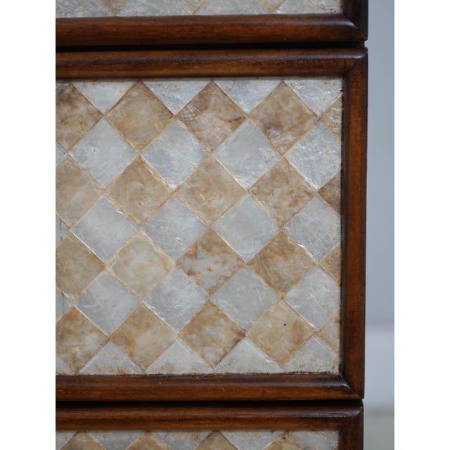 Brown Butler Mahogany 4 Drawer Decorator Chest W. Shell Front Drawers For Sale - Image 8 of 18