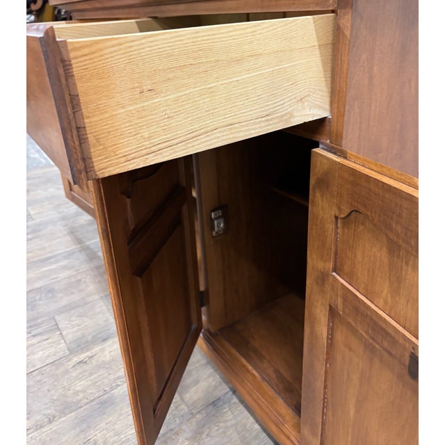 Vintage Tell City Young Republic Colonial China Cabinet Buffet Hutch and Cupboard For Sale - Image 15 of 18