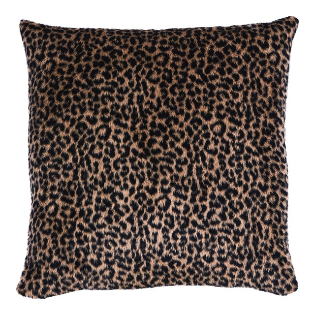 Schumacher Lilya Leopard 18" Pillow in Natural For Sale