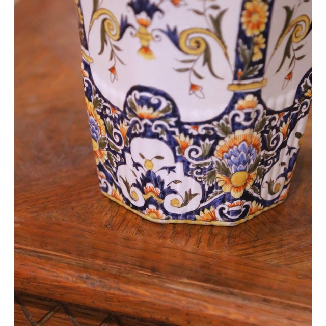 Pair of 19th Century French Hand Painted Desvres Faience Vases With Lids For Sale In Dallas - Image 6 of 10