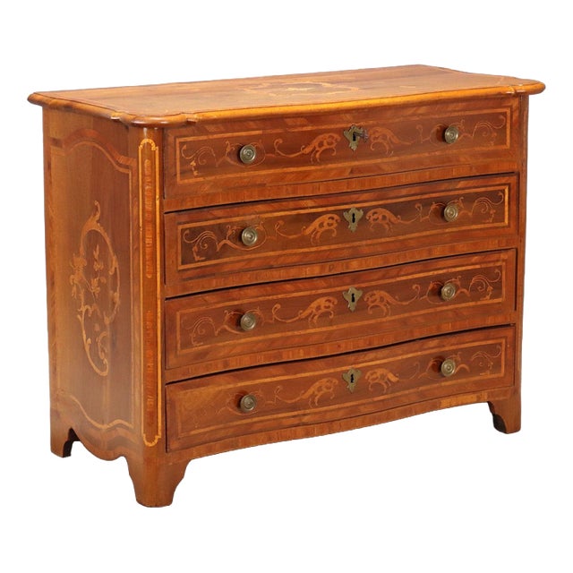 18th Century Baroque Walnut Chest of Drawers For Sale