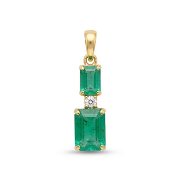 Natural 2.86Carat Emerald & 0.07Carat Diamond Pendant in 14 Karat Gold For Sale - Image 4 of 8