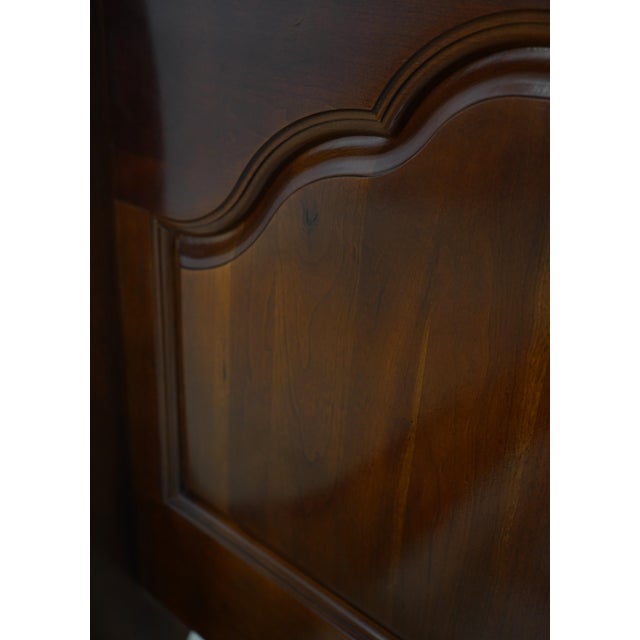 Sumter Cherry Queen Size Sleigh Bed For Sale - Image 12 of 15