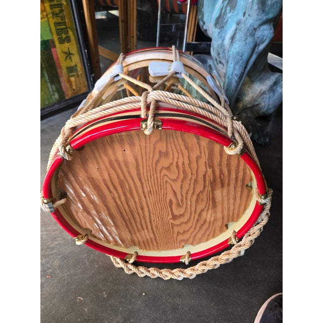 1990s Vintage Diminuitve English Reprodcution Regiment Drum / Occasiional Table For Sale - Image 5 of 9