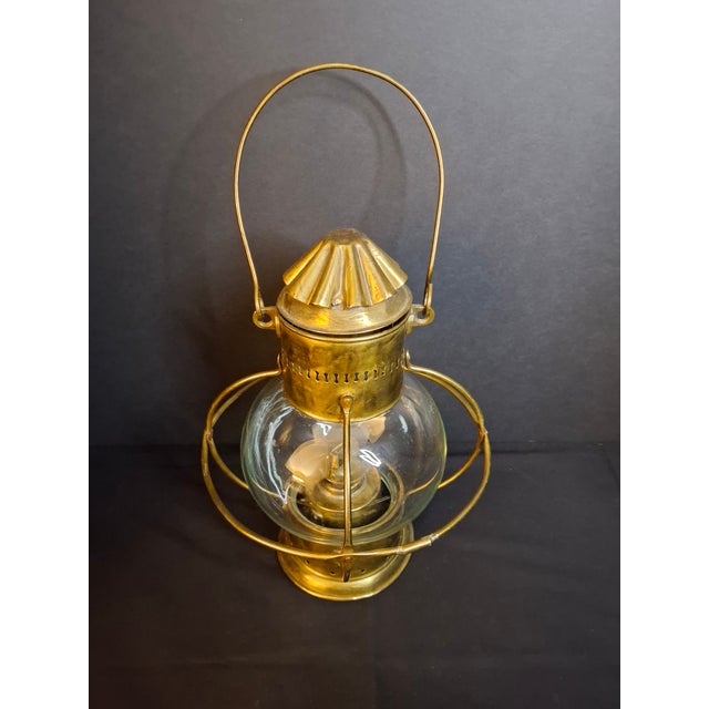 Nautical Antique Brass Onion Globe Ship Marine Lantern Sherwoods Burner C. 1870s Matthew J King Provenanceer For Sale - Image 3 of 17