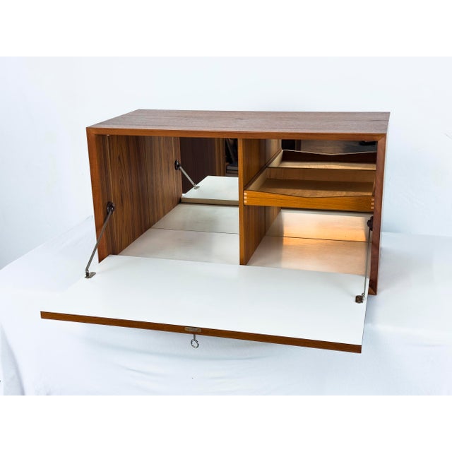1960s Cado System Teak Wall Unit Bar Container from Poul Cadovius, 1960s For Sale - Image 5 of 18