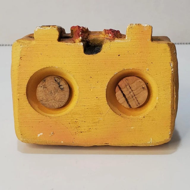 I just love this double shaker Souvenir from Idaho Springs Colorado. It would be wonderful as a sweet addition to a...