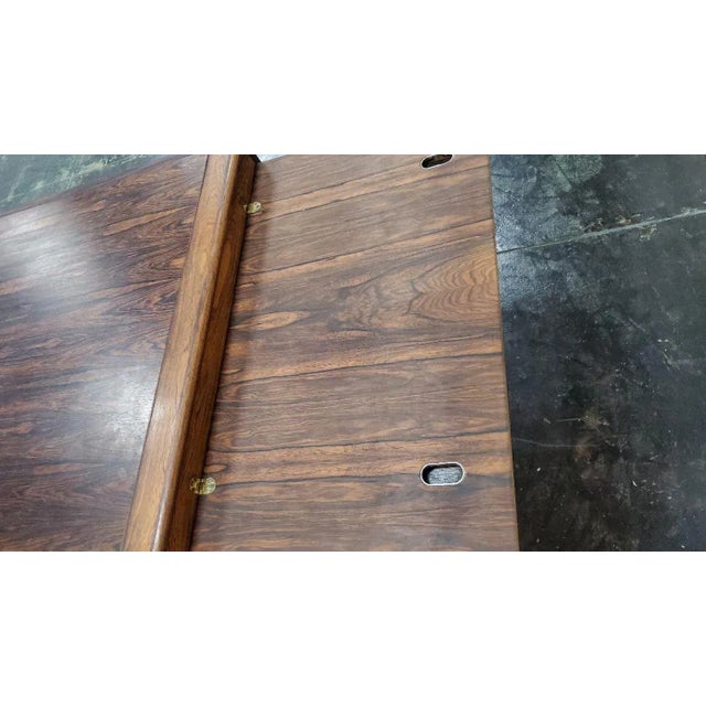 1960s Vintage Sigurd Hansens Danish Rosewood Executive Desk With Extendable Side Leaf and Matching Rosewood File Cabinet - Set of 2 For Sale - Image 11 of 13