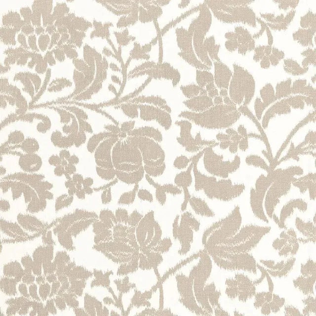Contemporary Sample - Schumacher Tranquil Vine Fabric in Greige For Sale - Image 3 of 3