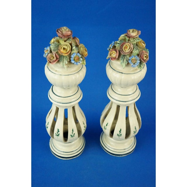 Ceramic Art Nouveau Ceramic Columns with Miniature Vases and Flowers from Bassano Nove Factory, Italy, Late 19th Century, Set of 2 For Sale - Image 7 of 18