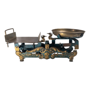 Early 20th Century Turquoise Teal and Gold Cast Iron Grocery Scale Balance