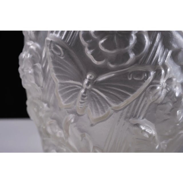 Mid-Century Modern Large Art Deco Satin Pressed Glass Vase, 1930s For Sale - Image 3 of 8