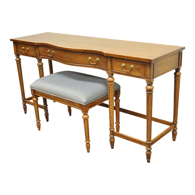 Vintage Thomasville French Style Banded Walnut Vanity Ladies Desk