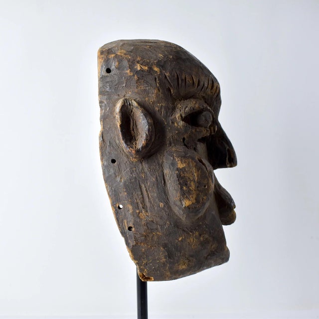 Early 20th Century Early 20th Century Ibibio Carved Cross River Mask Nigeria For Sale - Image 5 of 14