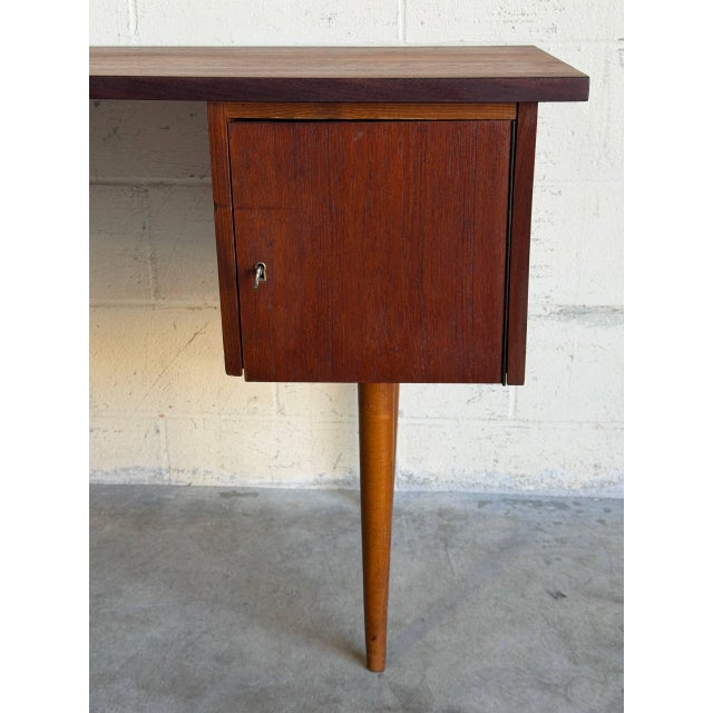 Teak Writing Executive Desk Denmark Mid-Century Modern 1960s For Sale In Los Angeles - Image 6 of 10