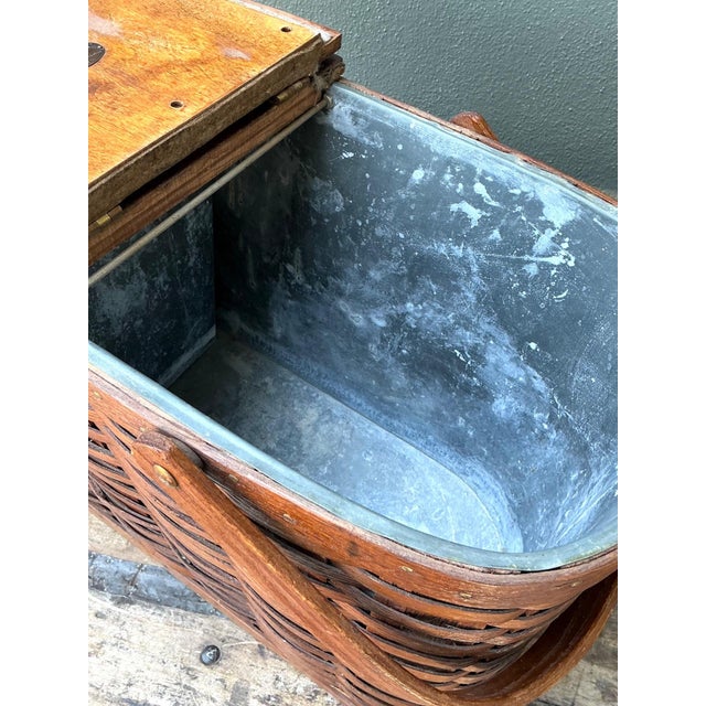 Vintage 1940s Abercrombie and Fitch Woven Picnic Basket For Sale - Image 15 of 18