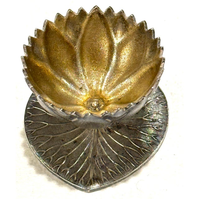 12 American Aesthetic Movement Meriden Silverplate & Goldwashed Lotus Open Salts For Sale In West Palm - Image 6 of 18