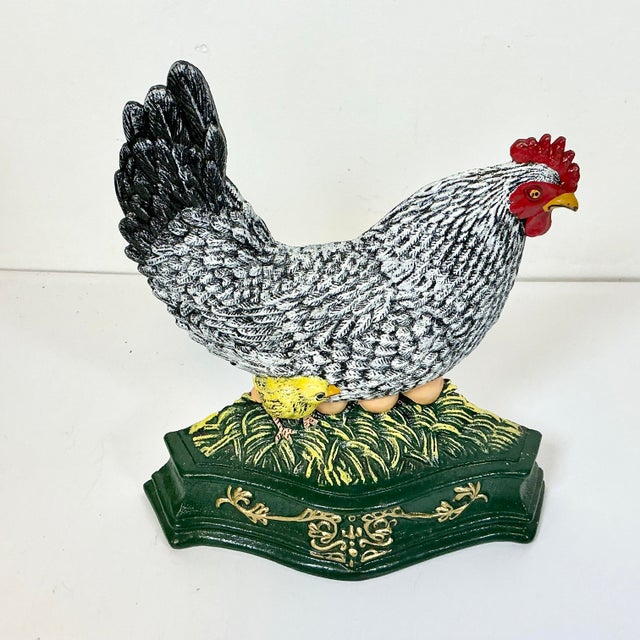 1950s 1950s Americana Arts & Crafts Cast Iron Hen, Chick & Eggs Doorstop. For Sale - Image 5 of 13