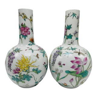 Chinoiserie Vases, a Pair For Sale