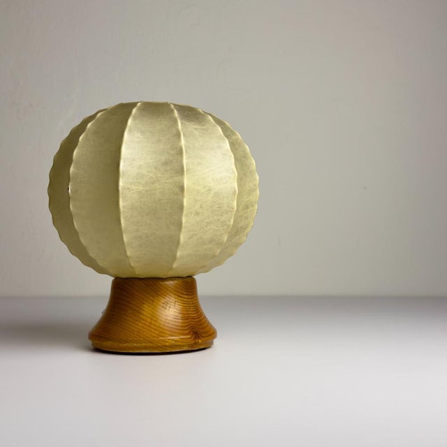Mid-Century Cocoon Table Lamp, Italy, 1960s For Sale - Image 4 of 17