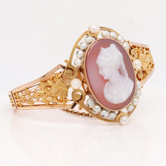 Antique Victorian 18k Gold, Seed Pearl, & Agate Cameo Bracelet For Sale - Image 14 of 14