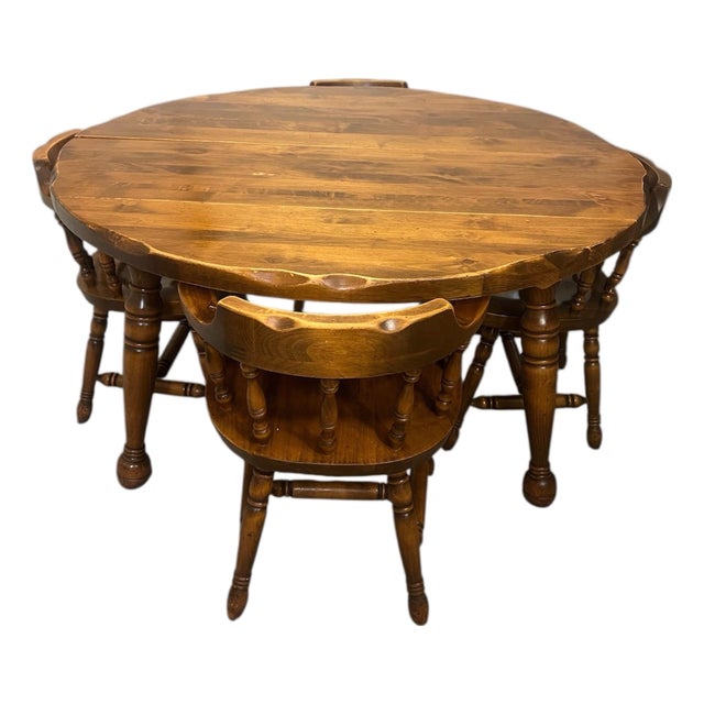 1970s Solid Pine Watertown Slide Expandable Dining Table With 2 Leaves & 8 Chairs For Sale