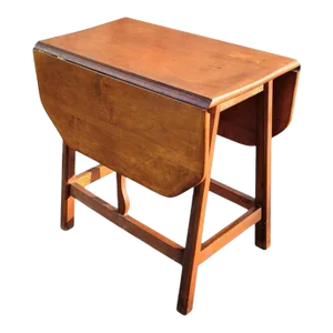 1940s Early American Style Maple Drop-Leaf Side Table