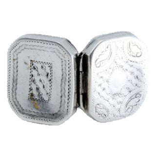 Silver and Gold Vinaigrette Box with Engraving For Sale