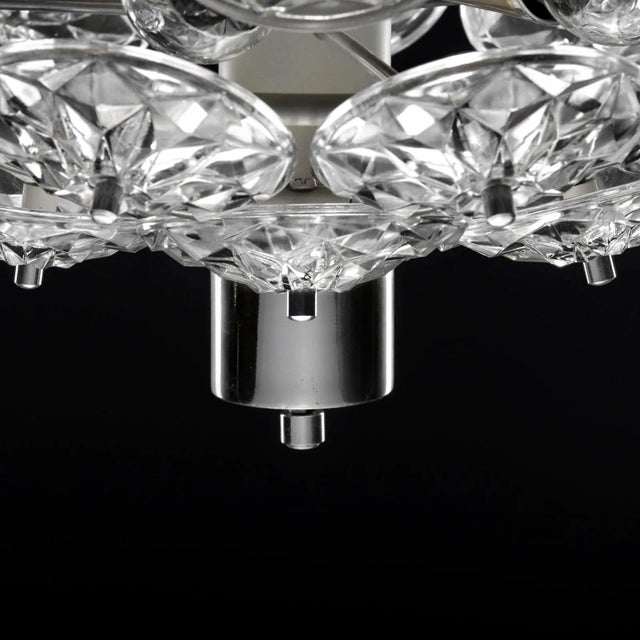 1960s Mid-Century Crystal Chandelier, 1960s For Sale - Image 5 of 8