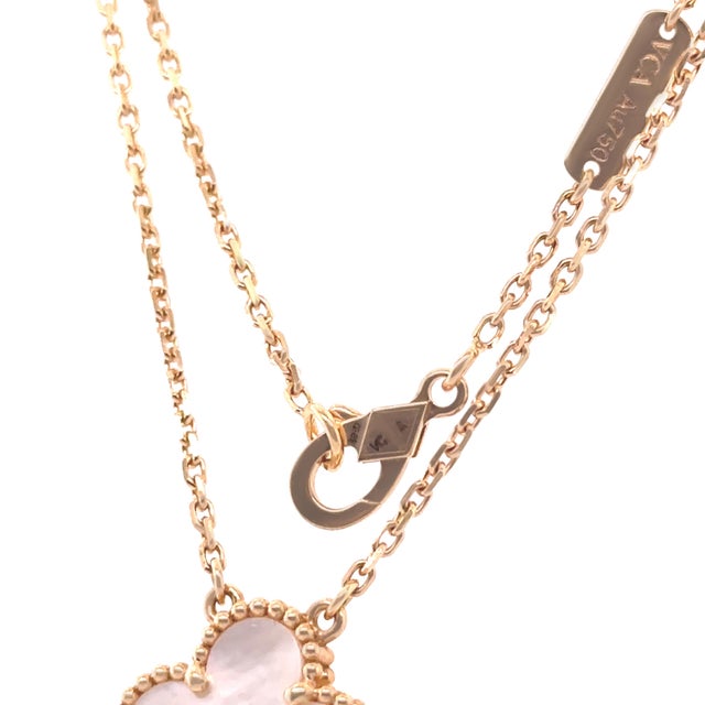 2020s Van Cleef & Arpels 18ct Yellow Gold Vintage Alhambra Mother-of-Pearl Pendant 5.21g For Sale - Image 5 of 8