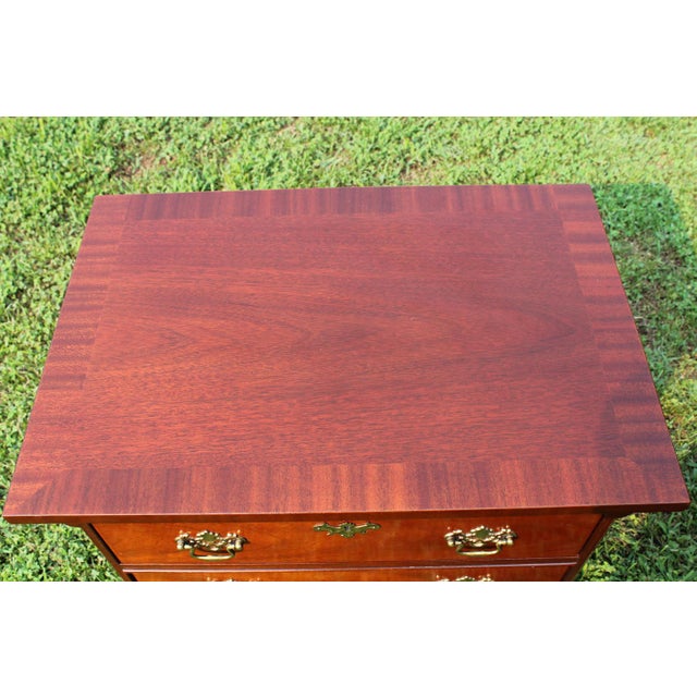 Chippendale Baker Furniture Chippendale Mahogany Nightstands—A Pair For Sale - Image 3 of 18