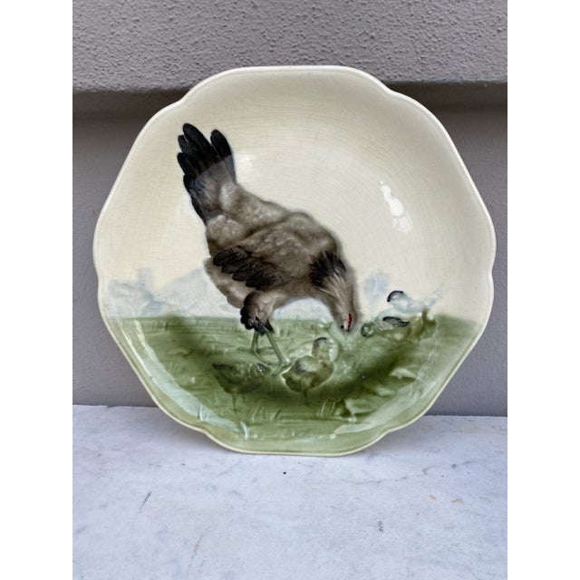 19th Century Choisy Le Roi Majolica Hen & Chicks Plate For Sale - Image 11 of 11