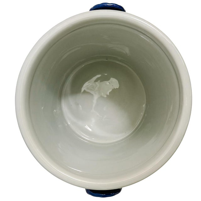 Late 20th Century Chinoiserie Blue & Yellow Floral Porcelain Ice Bucket With Handles For Sale In San Diego - Image 6 of 9