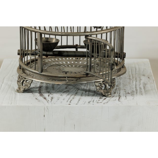 Early 20th Century Antique Indian Brass Bird Cage with Montgolfière Form and Pierced Feet For Sale - Image 5 of 18