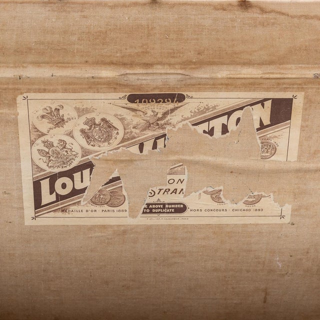 Antique French Hat Trunk in Woven Canvas, 1896 For Sale - Image 14 of 18