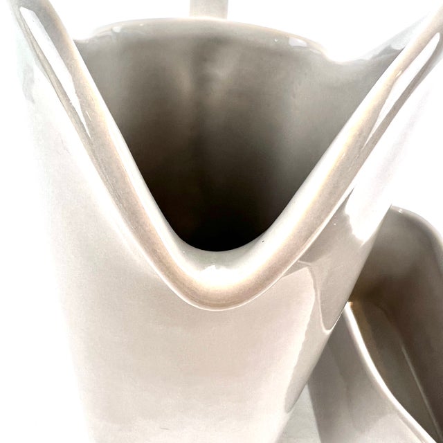 Gray 1940-1950s Franciscan Ware Tiempo Metropolitan Grey Ceramic Pitcher and Creamer Set- 2 Pieces For Sale - Image 8 of 13